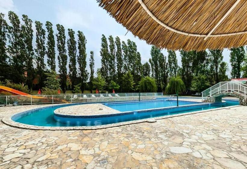 فندق Oázis Wellness Panzio