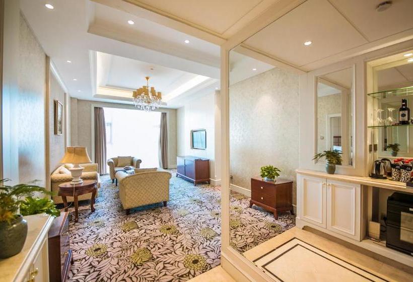 בית מלון כפרי Zhangjiakou International