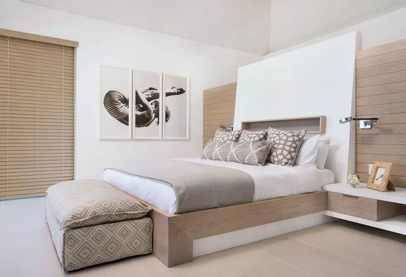 استراحتگاه Beach Enclave North Shore