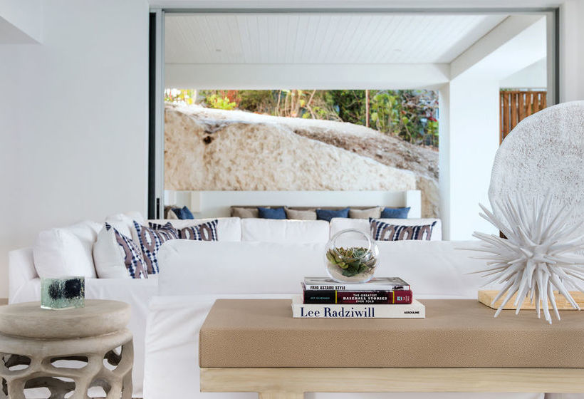 استراحتگاه Beach Enclave North Shore