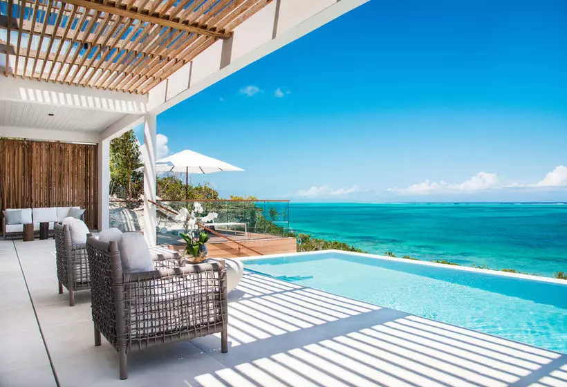 استراحتگاه Beach Enclave North Shore