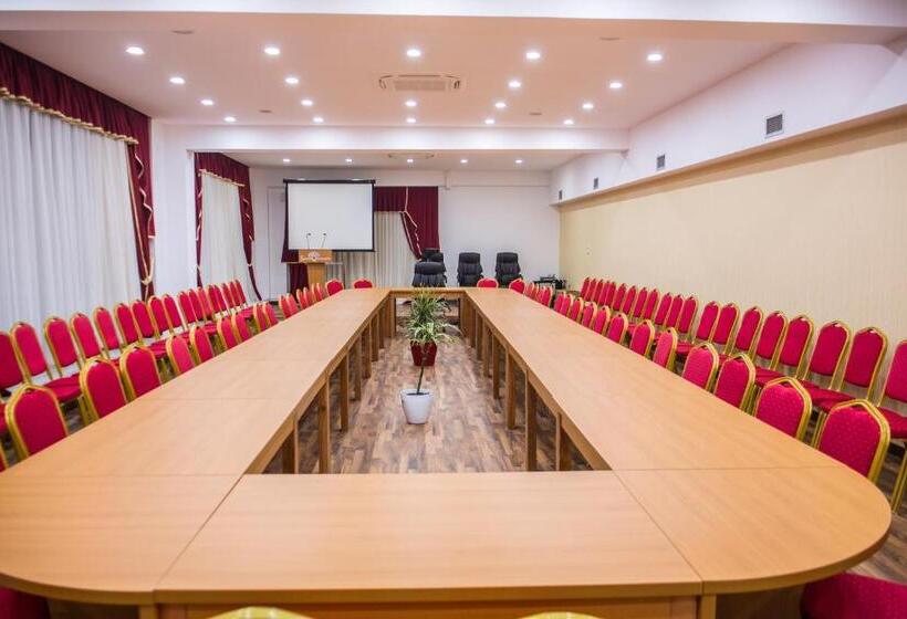 Santa Quaranta Premium Resort