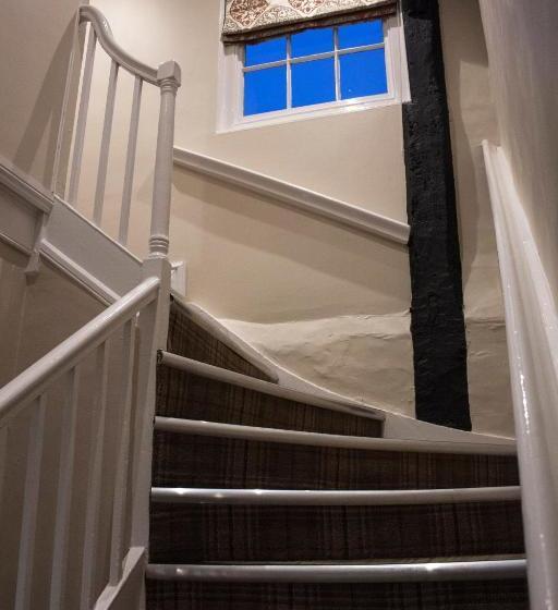 The Swan Hotel Bar And Grill