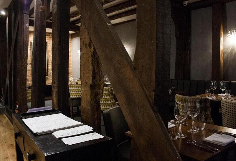 The Swan Hotel Bar And Grill