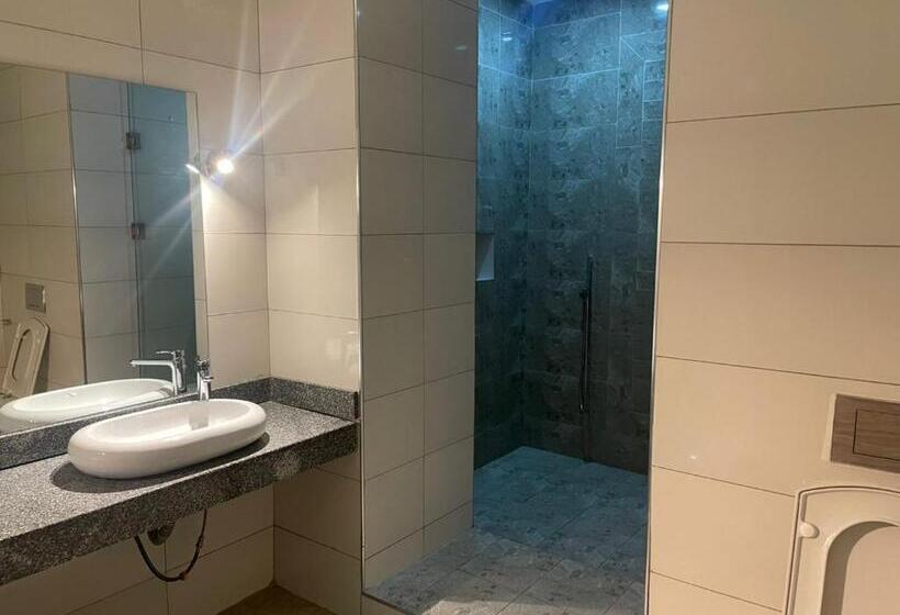 هتل Arcade Sinclair