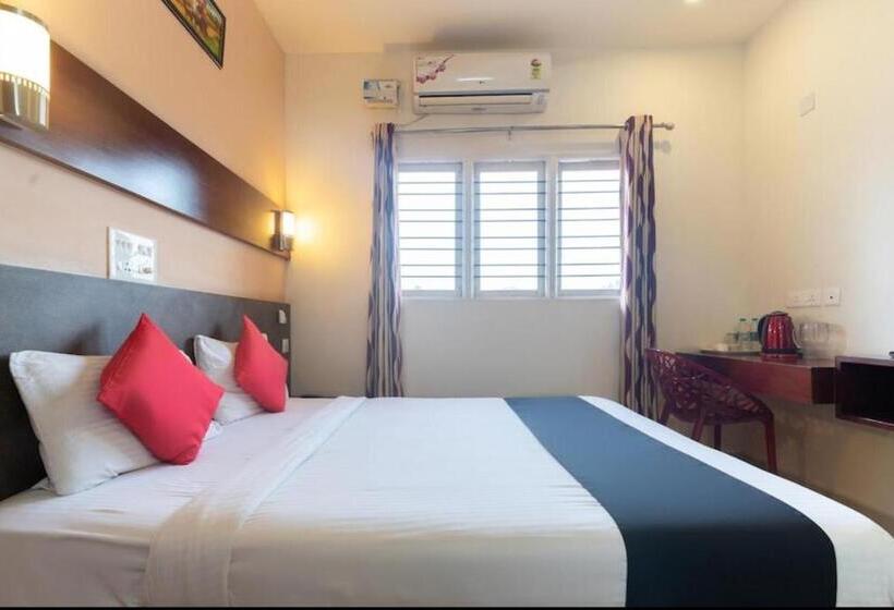 בית מלון כפרי Falnir Palace