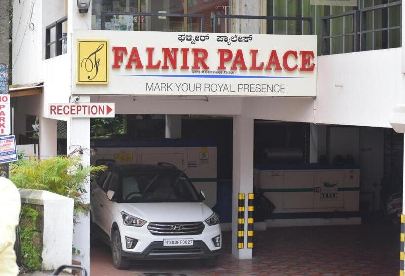 בית מלון כפרי Falnir Palace