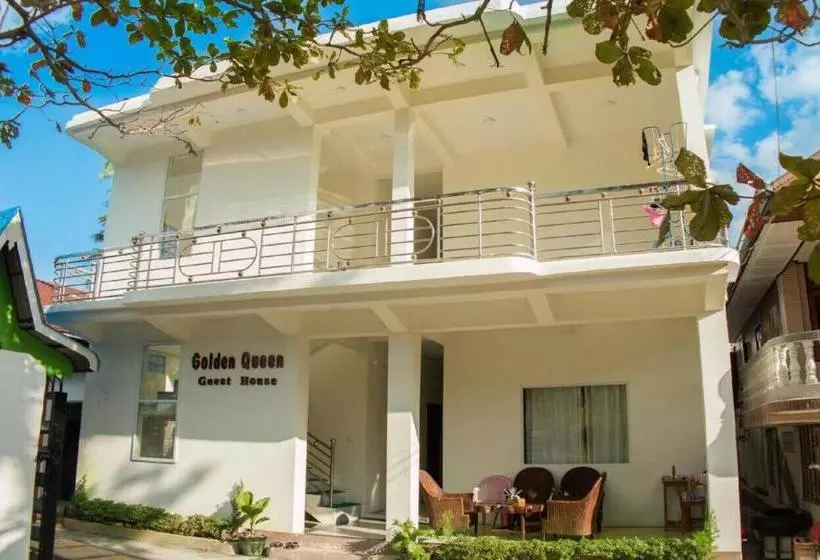 هتل Golden Queen Guest House