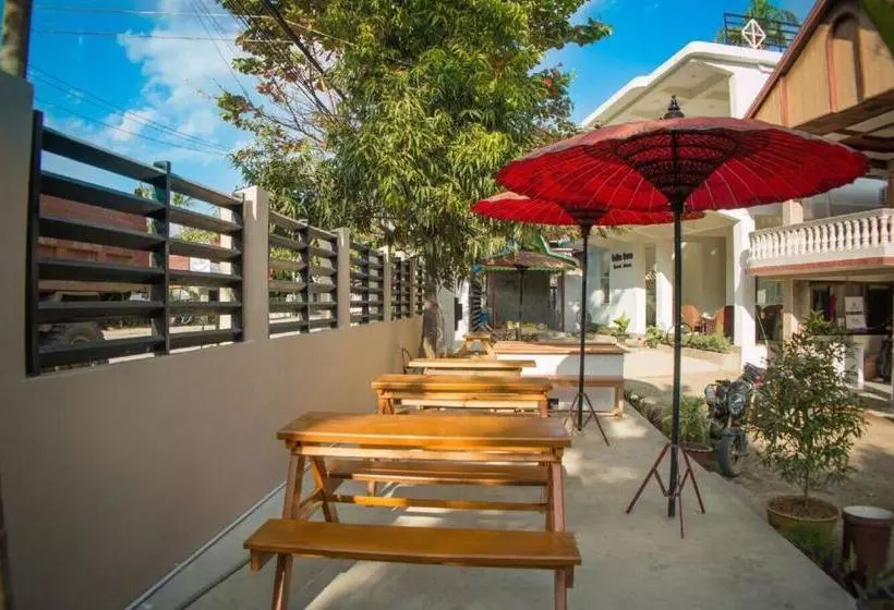 هتل Golden Queen Guest House