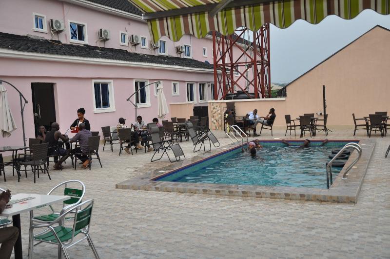 هتل Grand Capital