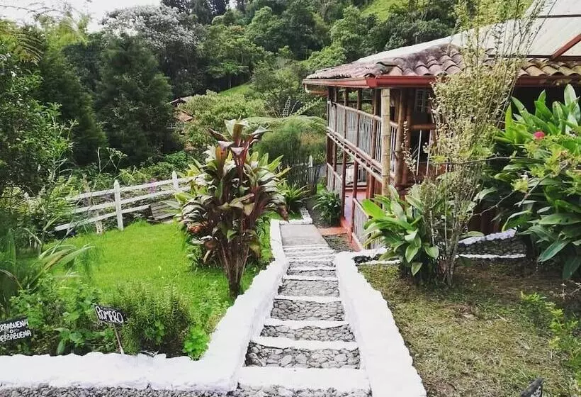 ホテル Hospedaje El Mirador