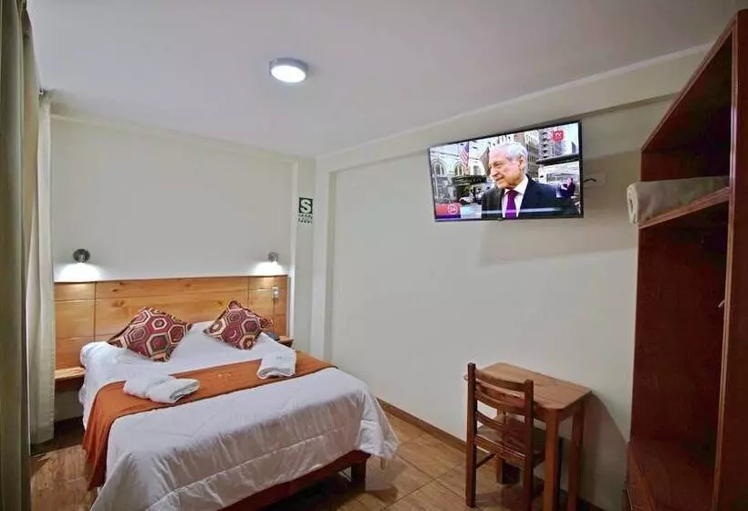 هتل Munayki