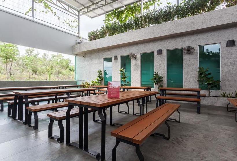 Отель Zen Rooms Skudai