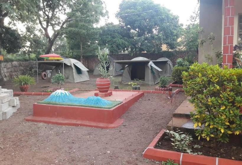 تختخواب و صبحانه Adventures Nest