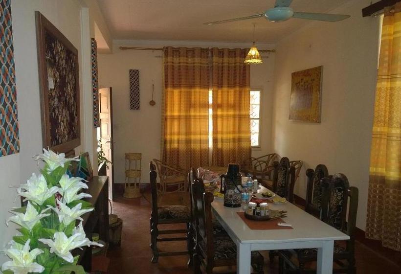 تختخواب و صبحانه Adventures Nest