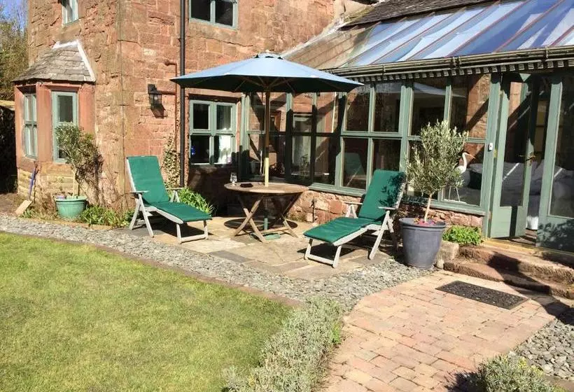 Aamiaismajoitus (B&B) Millwood Lodge