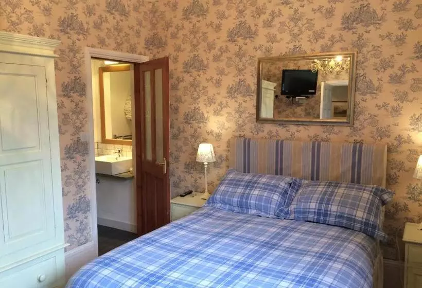 Aamiaismajoitus (B&B) Millwood Lodge