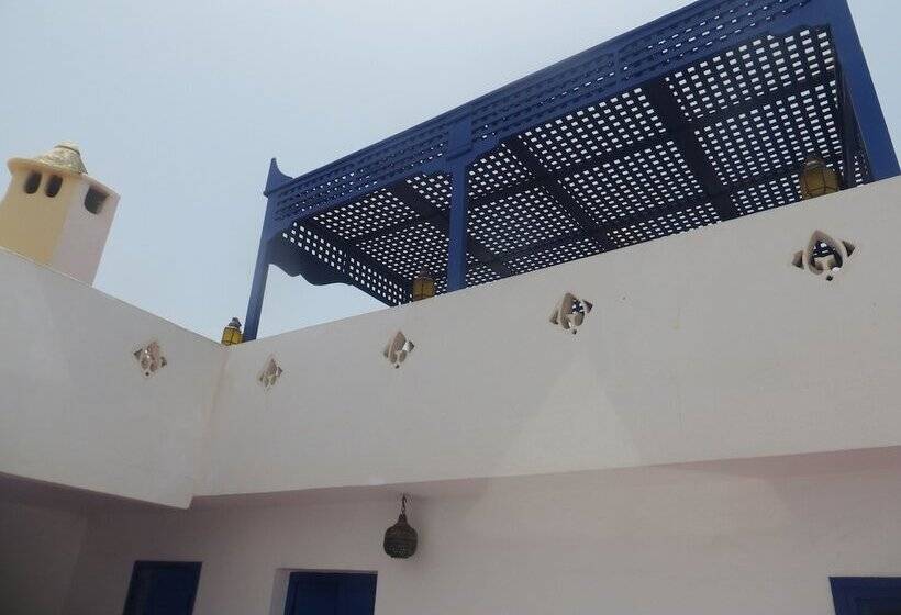 مبيت وإفطار Riad Gloria