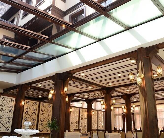 Otel Arslanlar Konağı