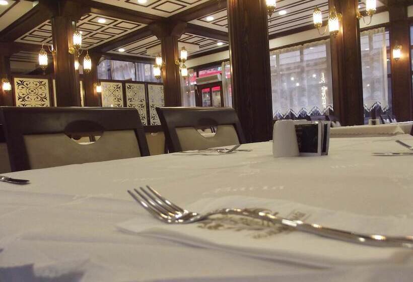 Otel Arslanlar Konağı