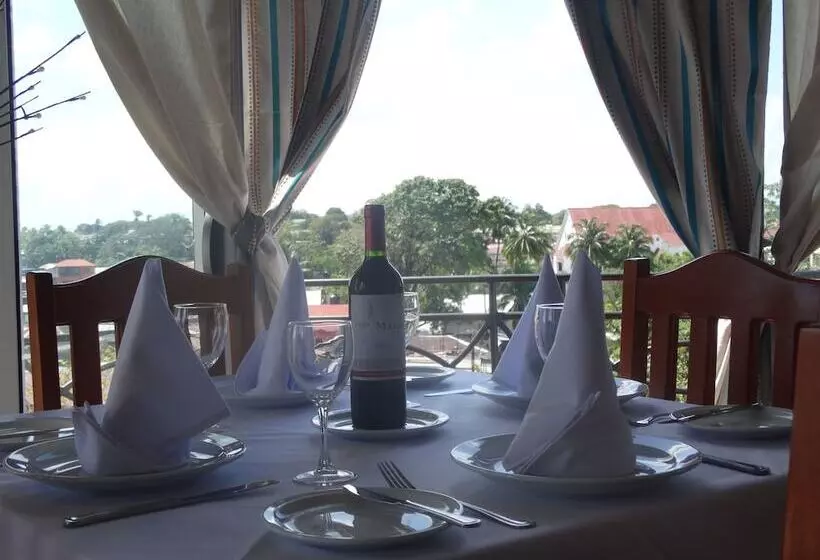 هتل Casa Royale