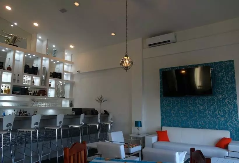 هتل Casa Royale