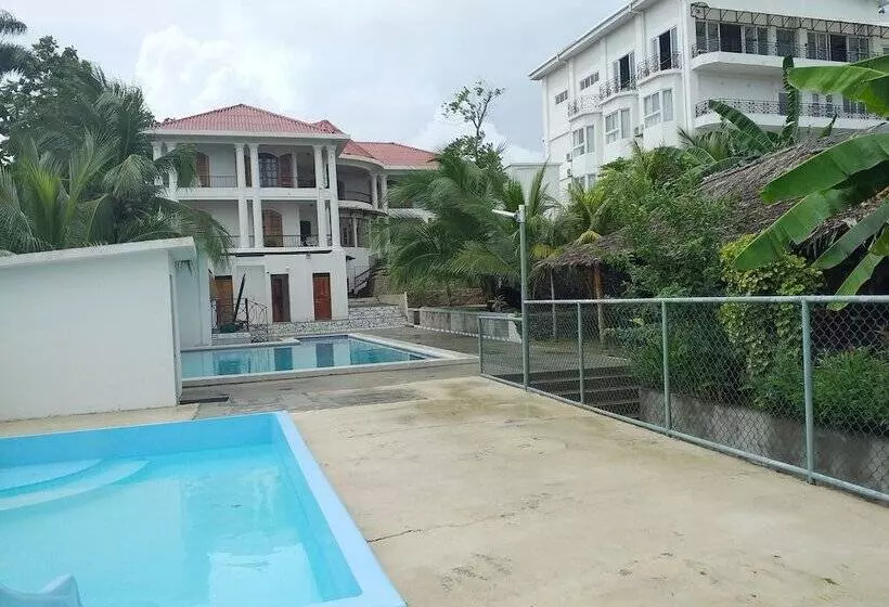 هتل Casa Royale