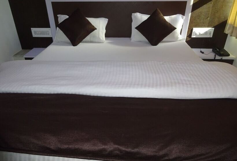 בית מלון כפרי Yatri