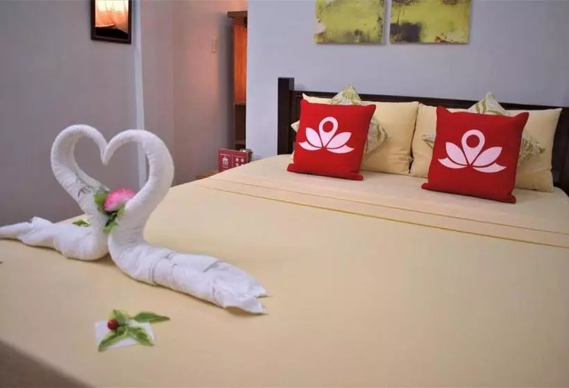 ホテル Zen Rooms Seaslugs El Nido