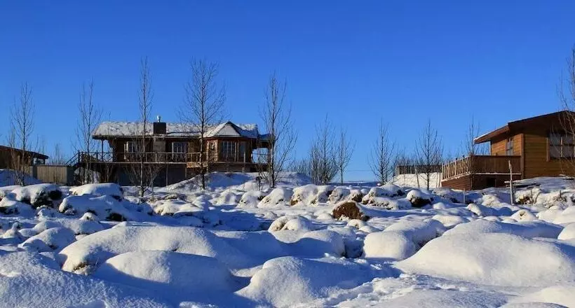 تختخواب و صبحانه Alfasteinn Country Home Guesthouse