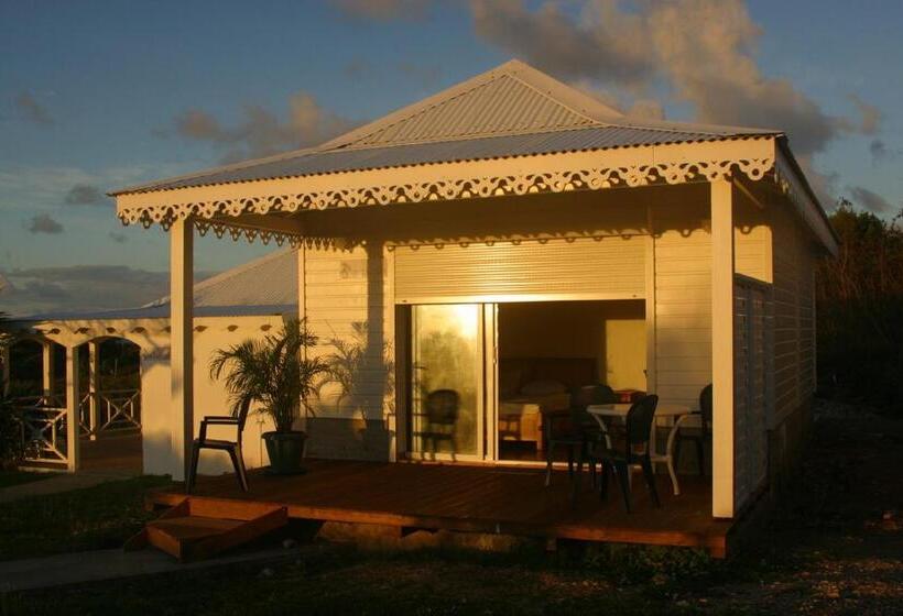 هتل Hostellerie Des Châteaux