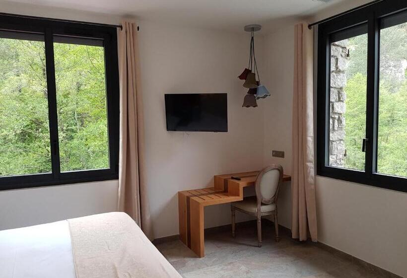 ホテル Hôtel De La Restonica