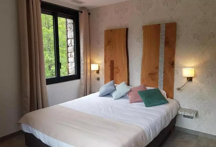 هتل Hôtel De La Restonica