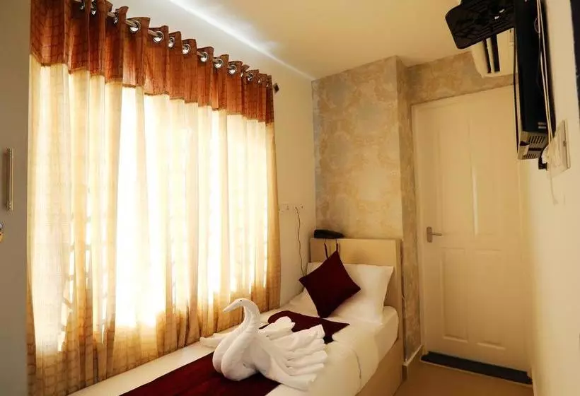 هتل Swarna Residency