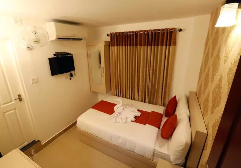هتل Swarna Residency