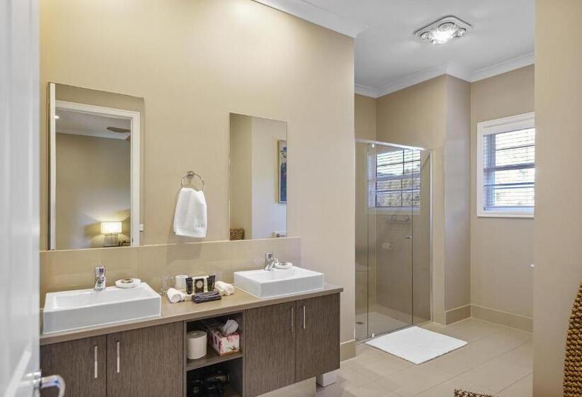 住宿加早餐 Kerami Manor & Day Spa