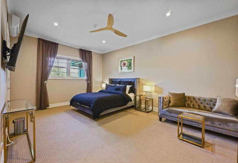 住宿加早餐 Kerami Manor & Day Spa