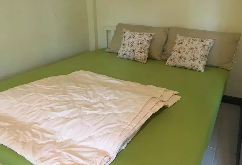 Fon Hostel