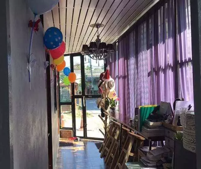 Fon Hostel