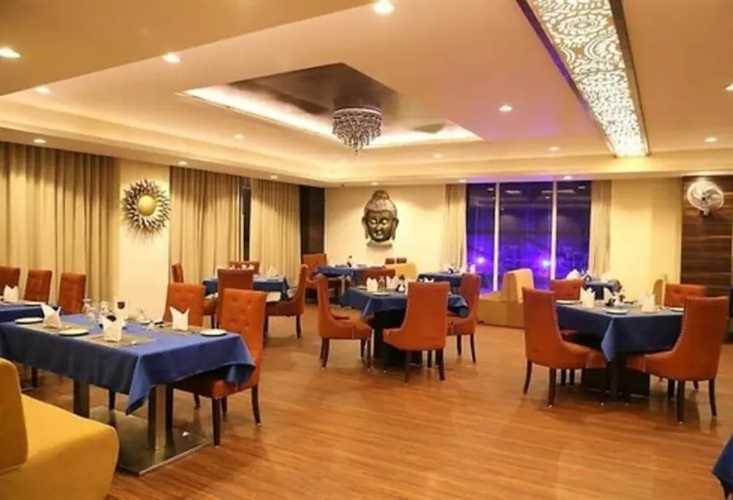 Hotelli 5 Flowers Ananta Elite, Kota