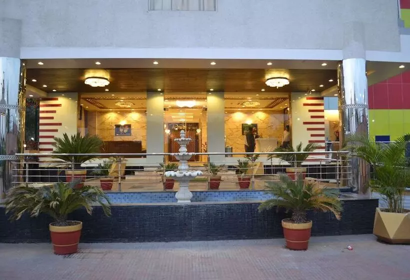 Hotelli 5 Flowers Ananta Elite, Kota