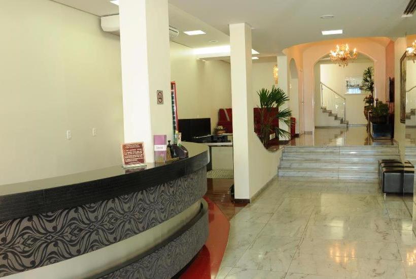 酒店 Colonial Palace