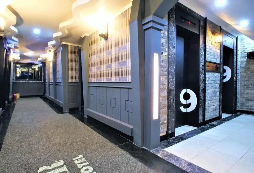 Instar Hotel Yangsan