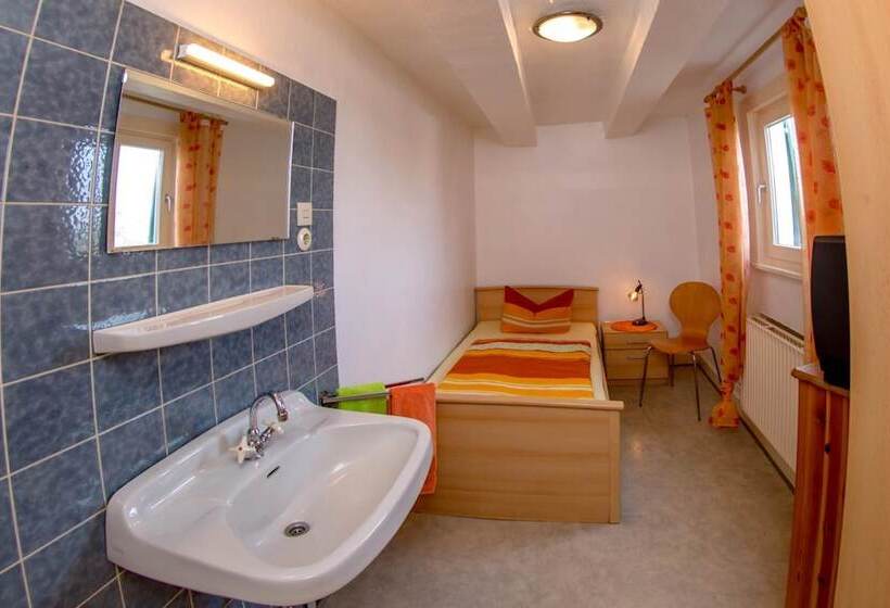 ホテル Lindenschänke