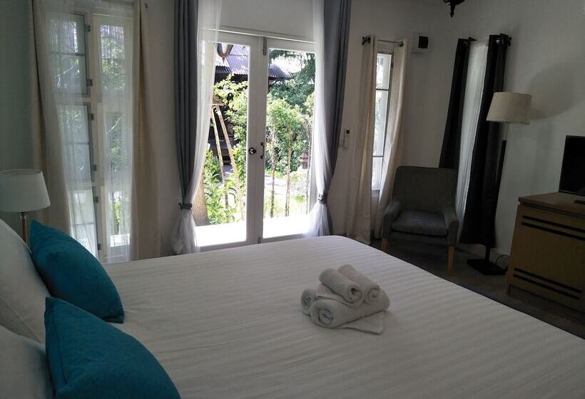 בית מלון כפרי Oasis91 Resort & Restaurant