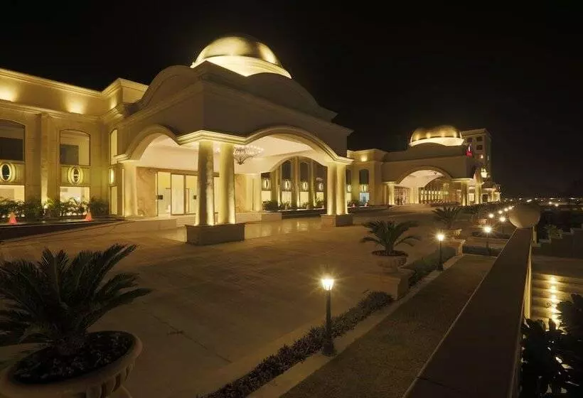 Ramada By Wyndham Lucknow Hotel And Convention Center