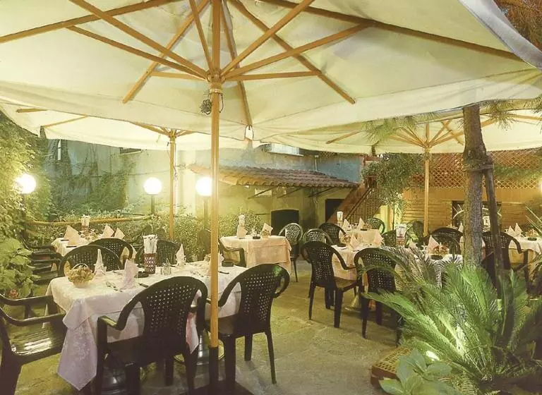 هتل Ulivi