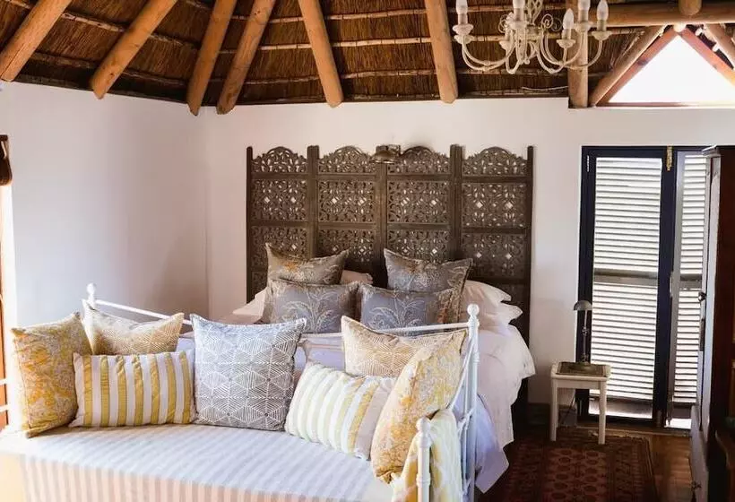 Ichtus Seafront B&b