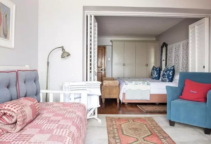 Ichtus Seafront B&b