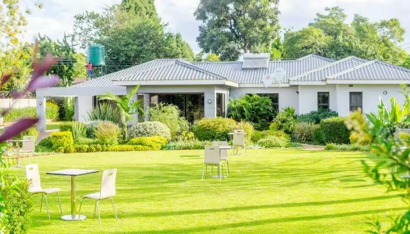تختخواب و صبحانه Sarum Lodge